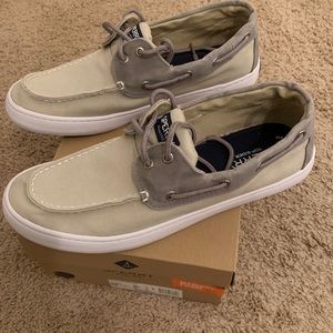 Mens Sperrys size 12. EC. Wore them once